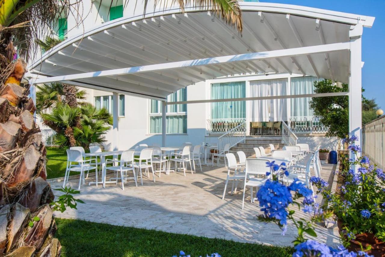 Hotel Majestic Senigallia Exterior photo