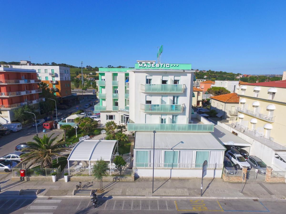 Hotel Majestic Senigallia Exterior photo